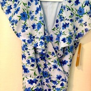 GB Floral Wrap Dress with Blue Flowers SZ M NWT